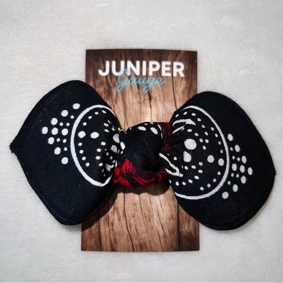 Black and Red Rose Paisley Rockabilly Bandana Knotted Hair Bow - Picture 11 of 11